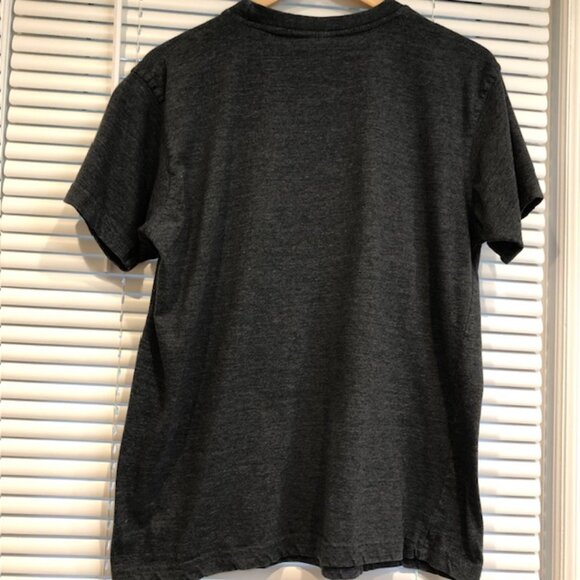 University of Cambridge Official Embroidered Patch Unisex T-Shirt Size M - Picture 4 of 16